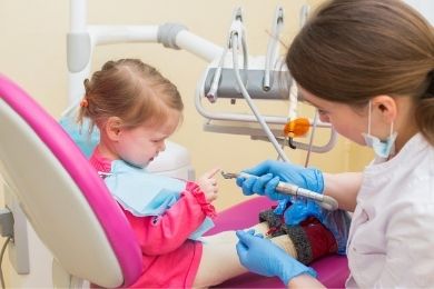 Aplicación de Flúor - Odontopediatra en Murcia | Clínica Dental Ángel Samaniego